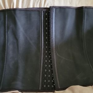 3 hook waist trainer